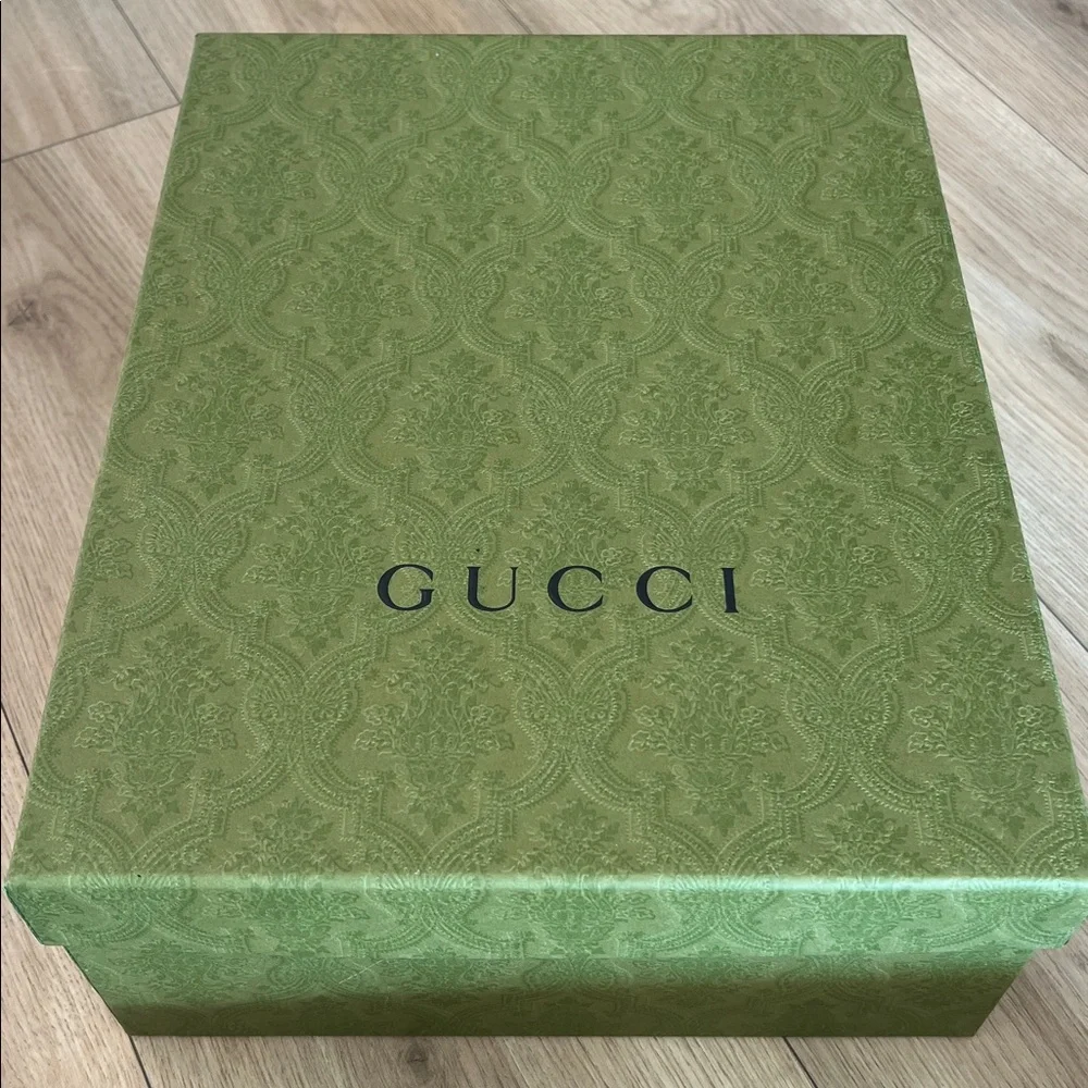 Gucci men’s Rhyton sneaker size 7 - Picture 12 of 13